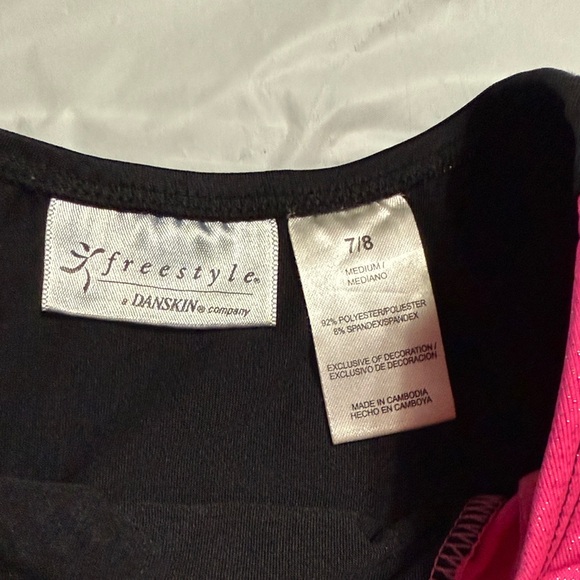 Danskin Black and Pink Leotard girls 7/8 - Picture 6 of 8